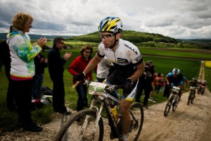 Boehme_uphill_spectators
