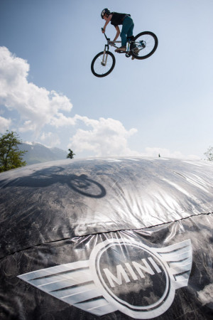 jump mini