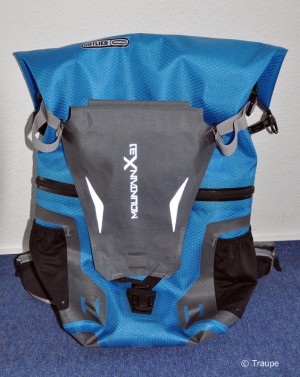 Der Ortlieb Mountain X 31 in der Testfarbe blau