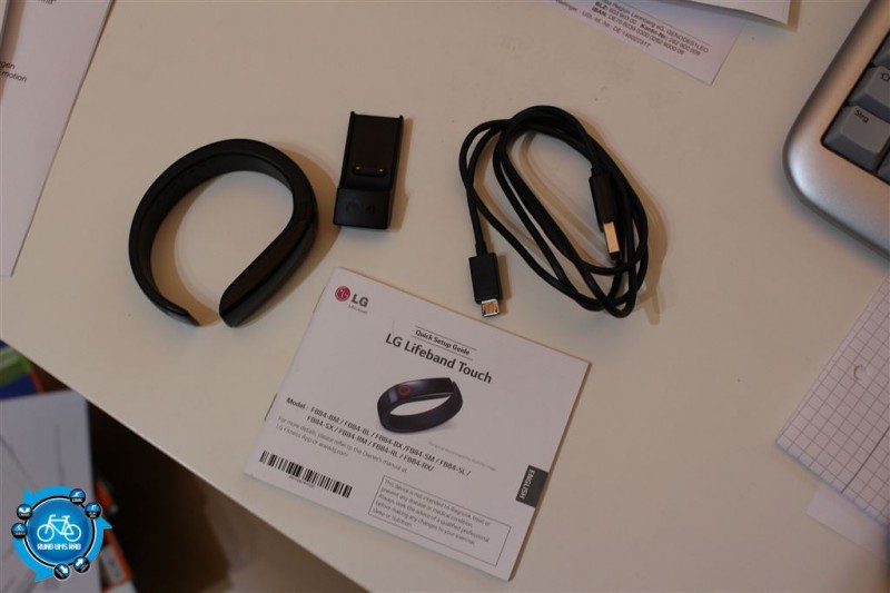 lg-lifeband-touch-29