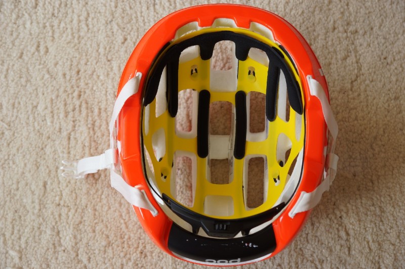 POC OCtal AVID MIPS Innseite
