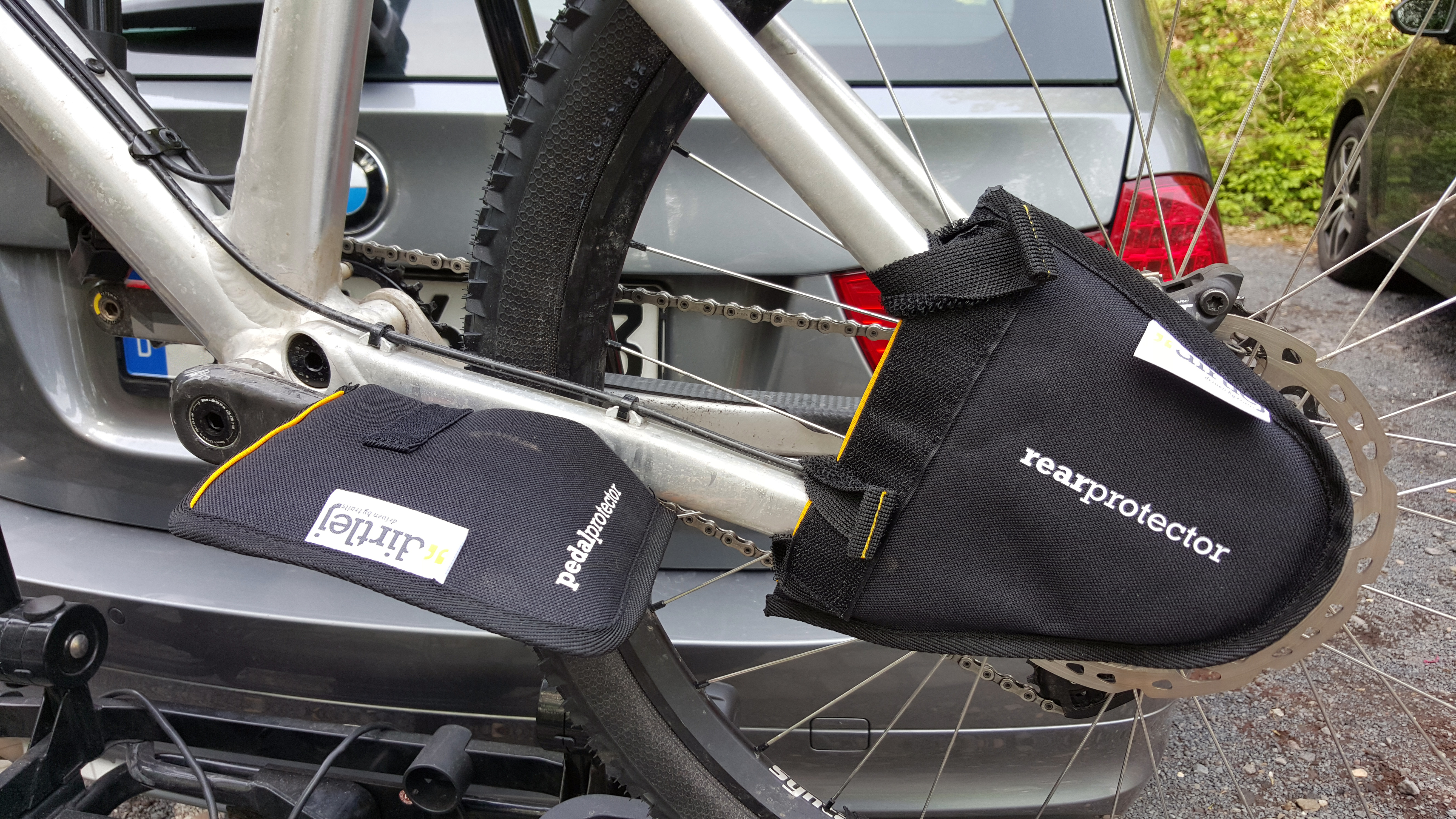 Thule Bike Protector Schutz für Fahrradrahmen Polster+Klettband für 2 Räder 988 