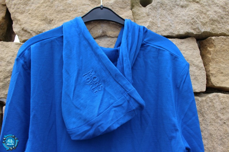 mons-royale-hoody-05