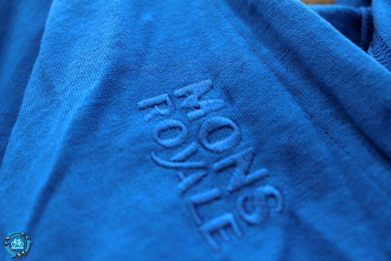 mons-royale-hoody-06