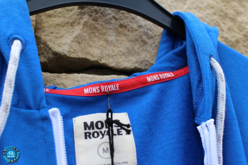 mons-royale-hoody-07
