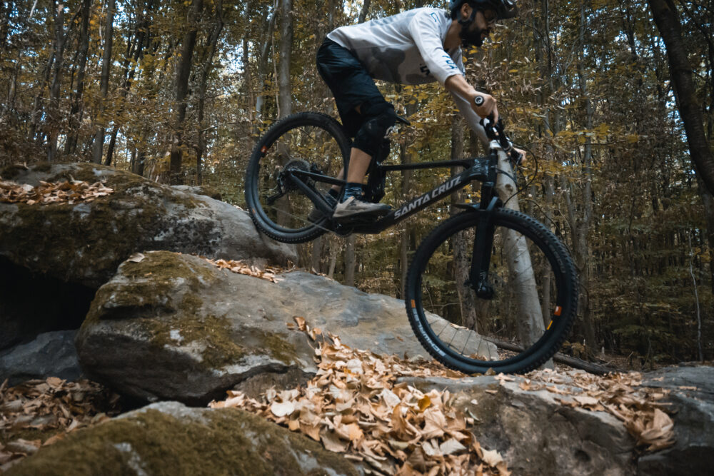 Die Addix Soft Mischung hat uns auf dem Trail gefallen und für einen guten Grip gesorgt