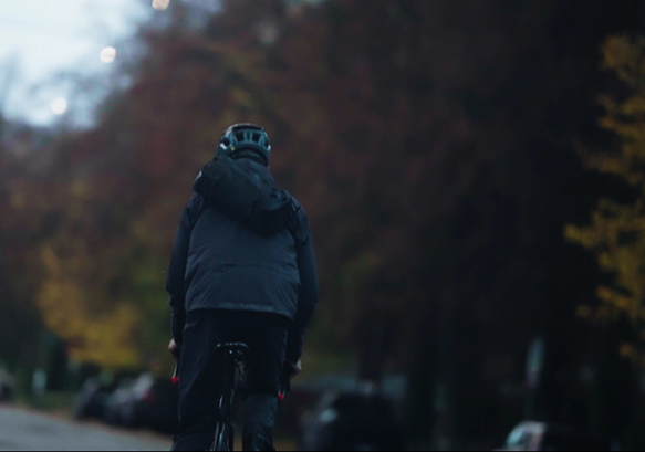 Chrome Kadet Sling auf dem Rad